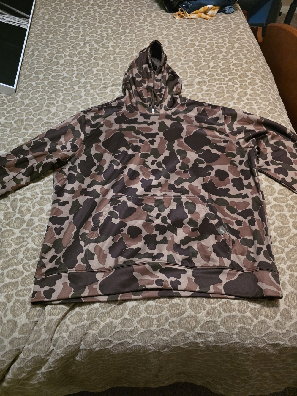 Magellan Outdoors Brown Camo Crewneck Hoodie